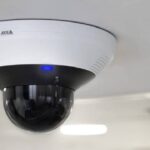 Axis lança AXIS TQ5901 Audio Ring, acessório que integra áudio bidirecional e iluminação inteligente a câmeras PTZ de segu...