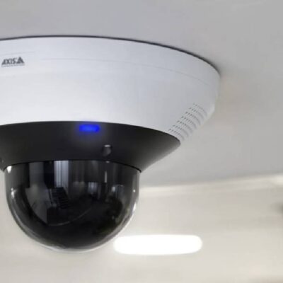Axis lança AXIS TQ5901 Audio Ring, acessório que integra áudio bidirecional e iluminação inteligente a câmeras PTZ de segu...