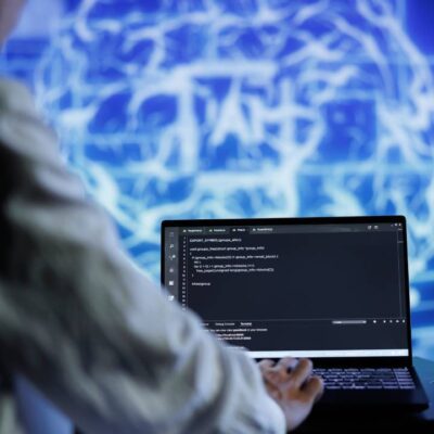 8 estratégias para aumentar a autoridade das empresas nas buscas por Inteligência Artificial | Blog | Tropico Comunicação